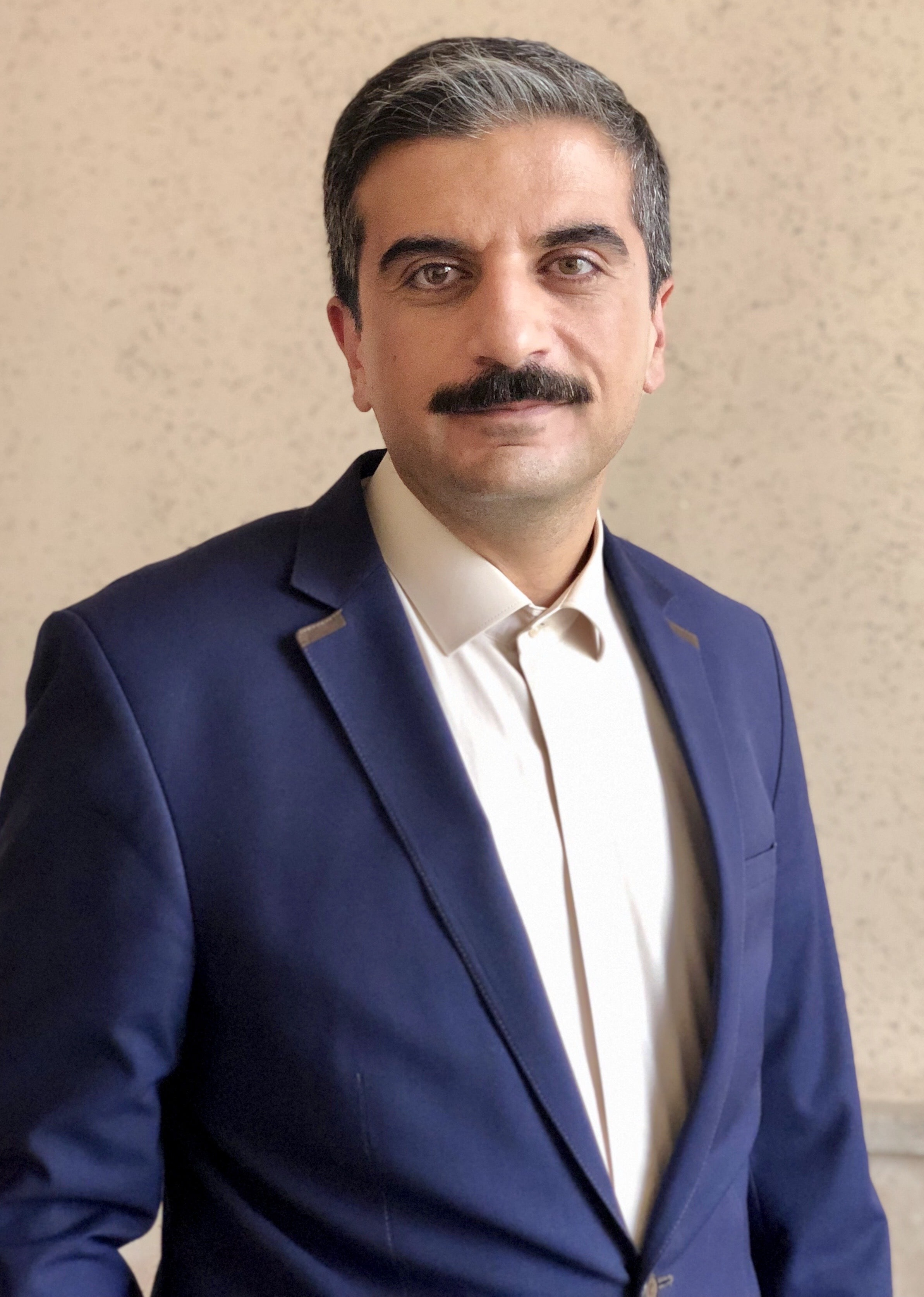 اعضا و مشاوران حقیقی -